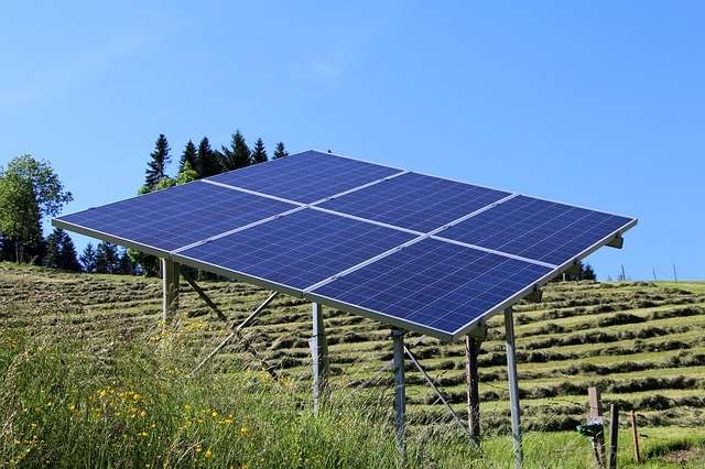 Foldable solar panels